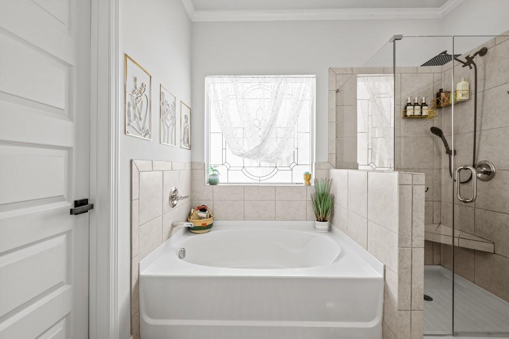 2346 Persimmon Chase