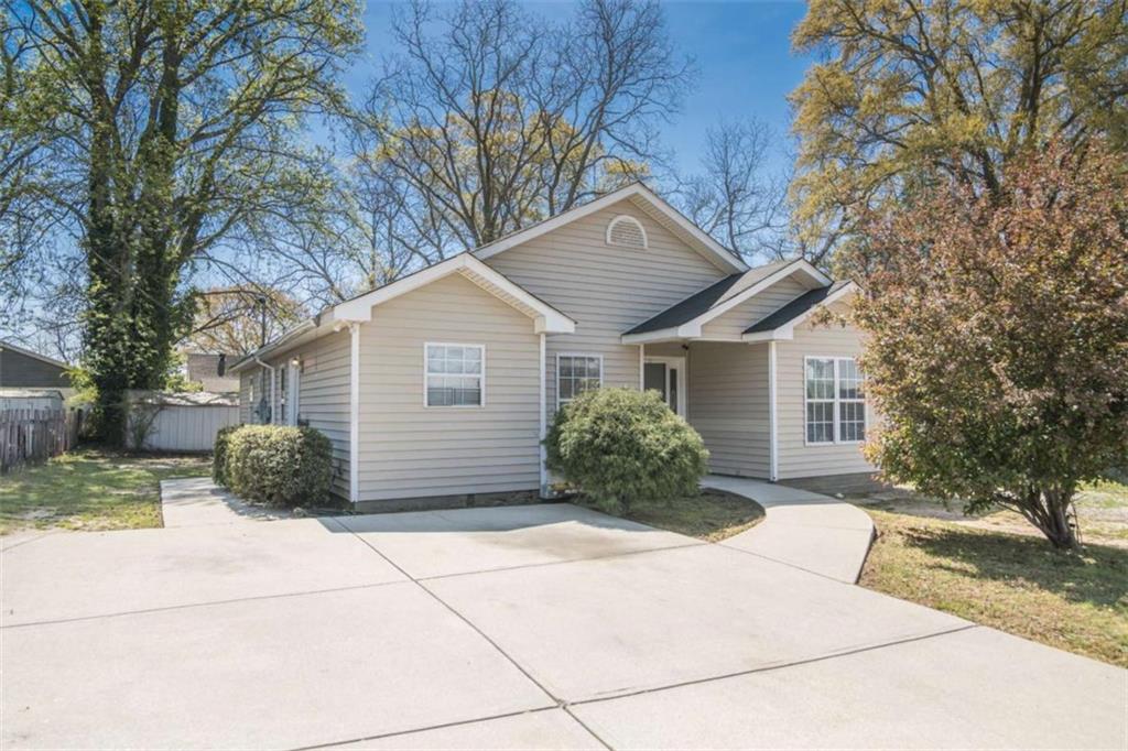 107 Griffith Street