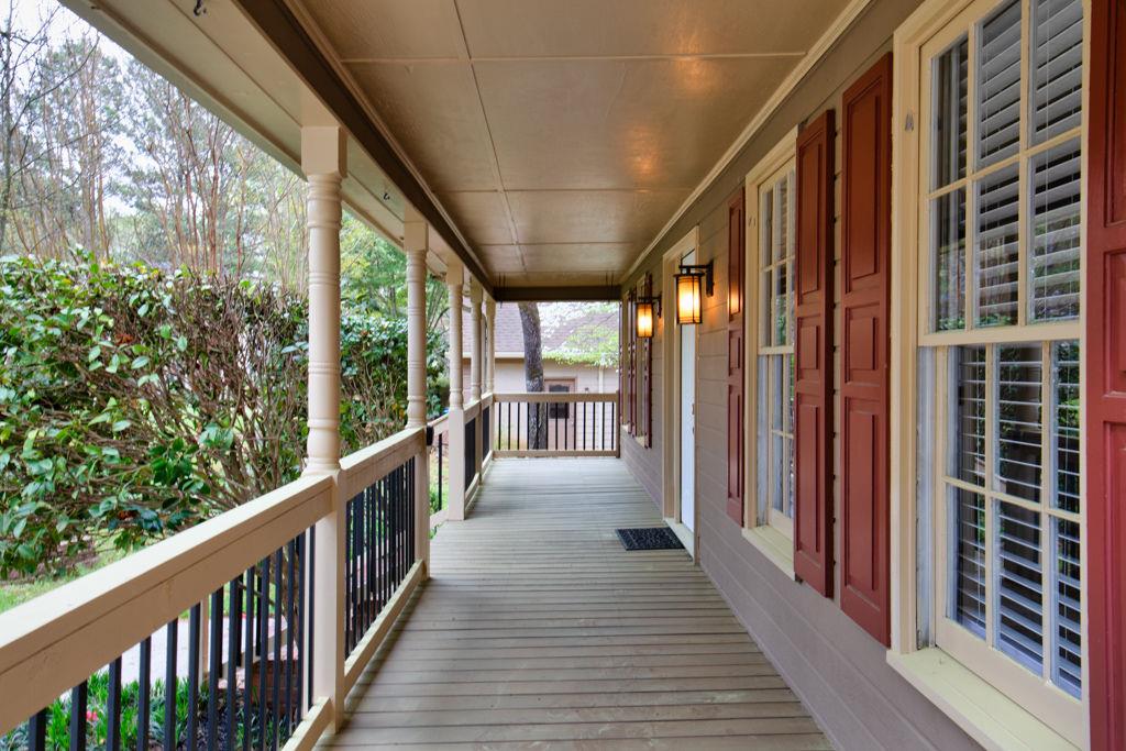 2611 Rock Point Lane