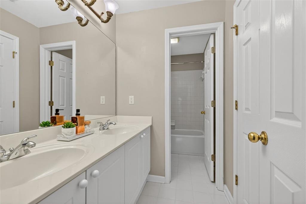 6479 Mobilis Court