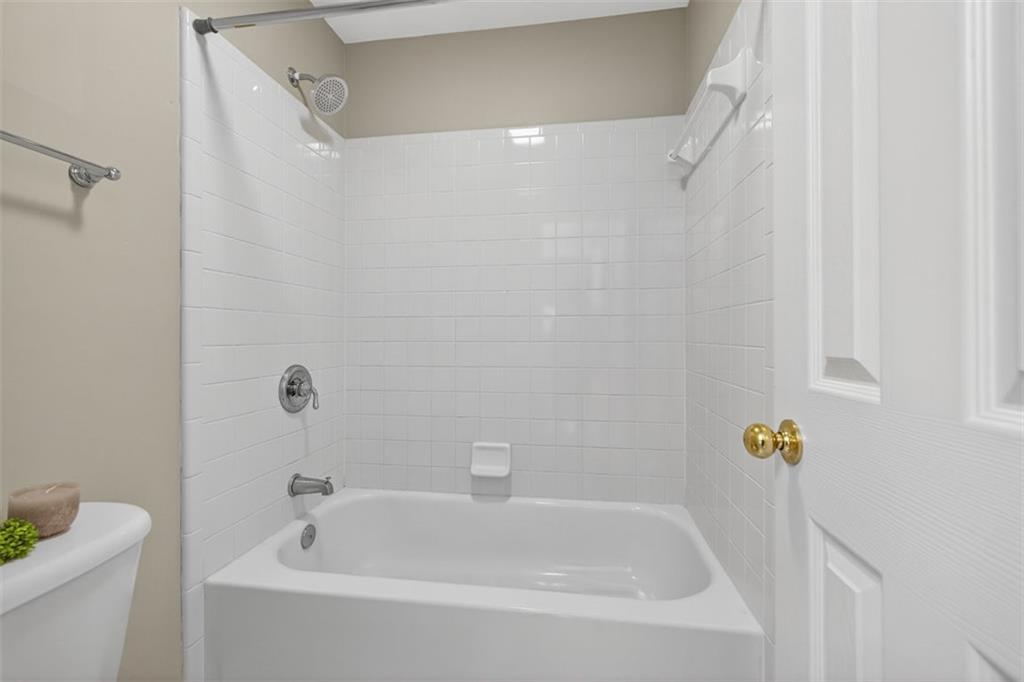 6479 Mobilis Court