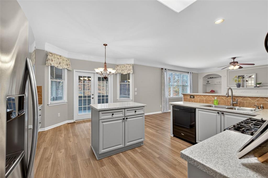6479 Mobilis Court