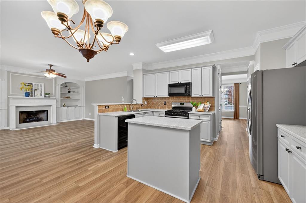 6479 Mobilis Court