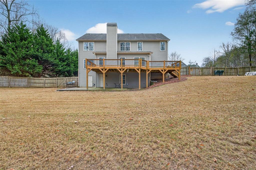 1580 Lakeland Drive