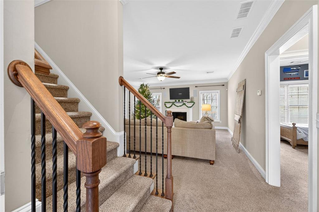 1580 Lakeland Drive