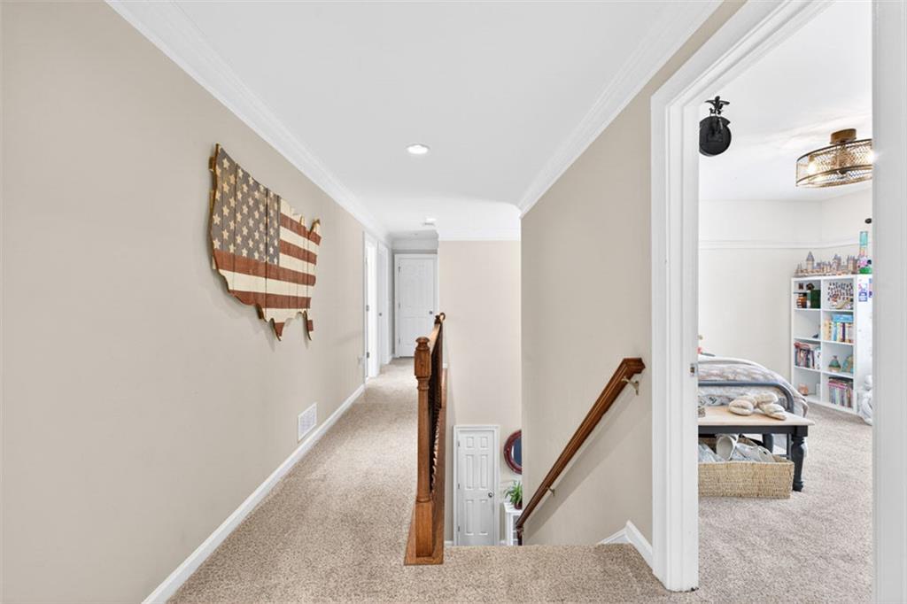 1580 Lakeland Drive