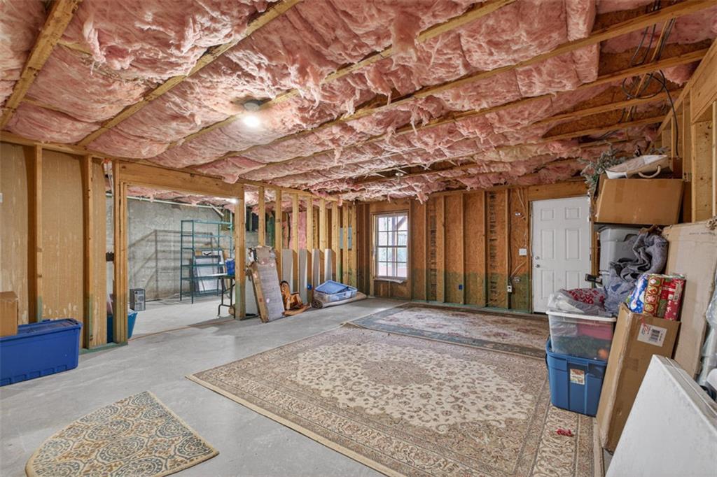 1580 Lakeland Drive