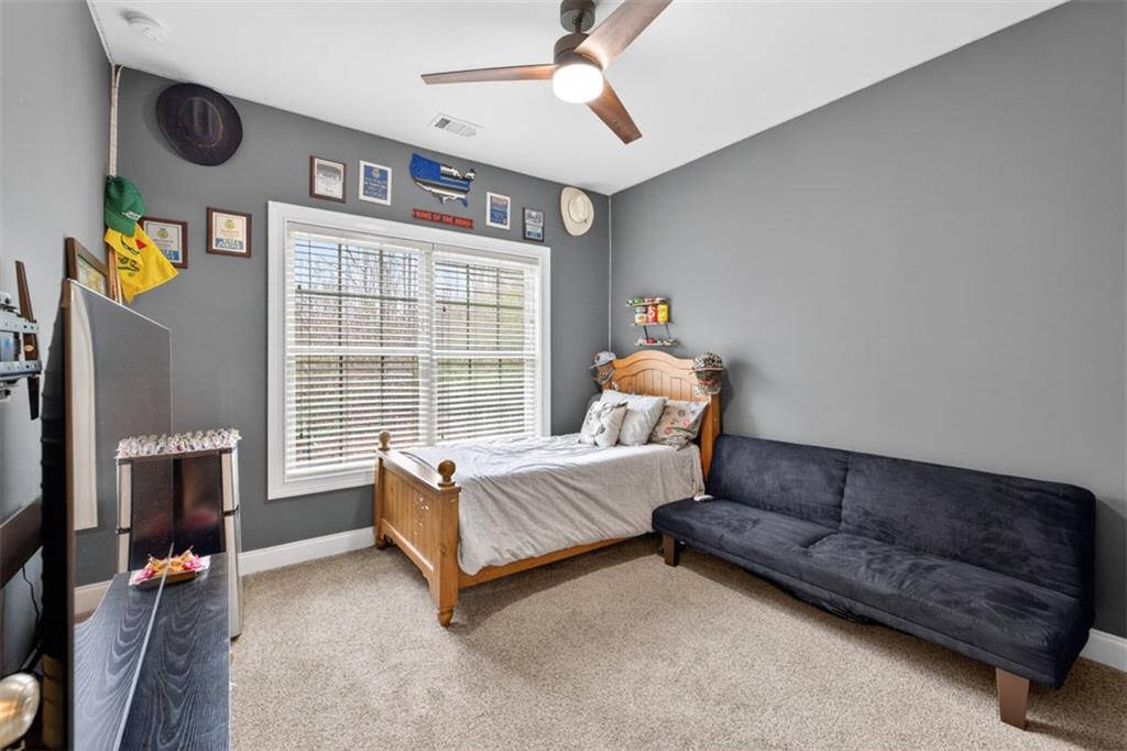 1580 Lakeland Drive