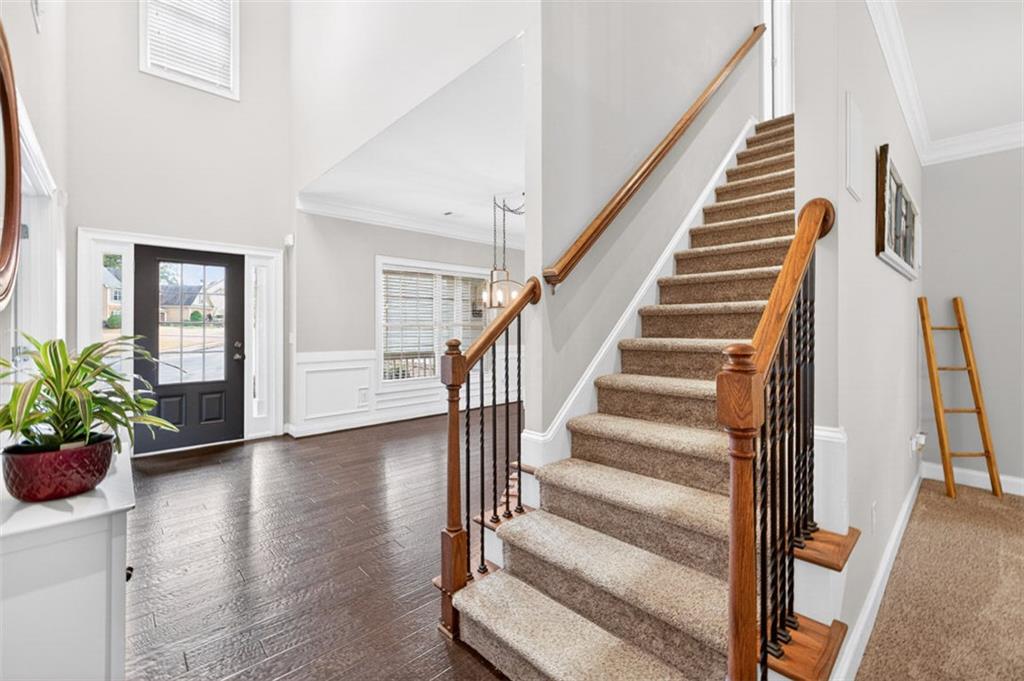 1580 Lakeland Drive