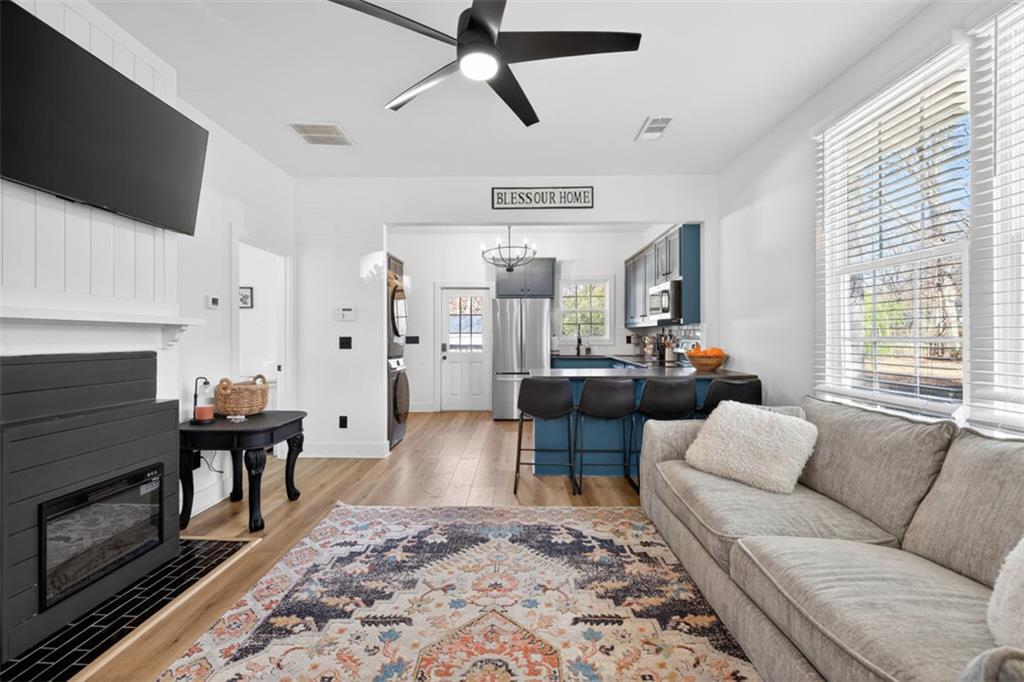 126 W 5th Street