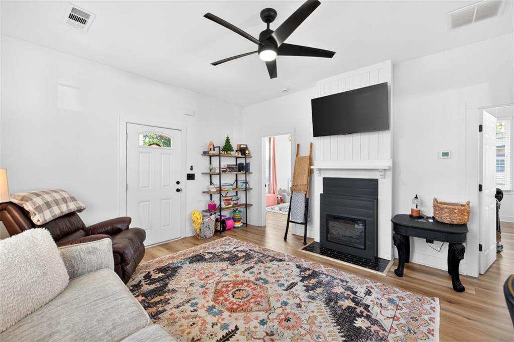126 W 5th Street