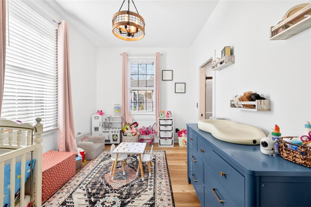 126 W 5th Street