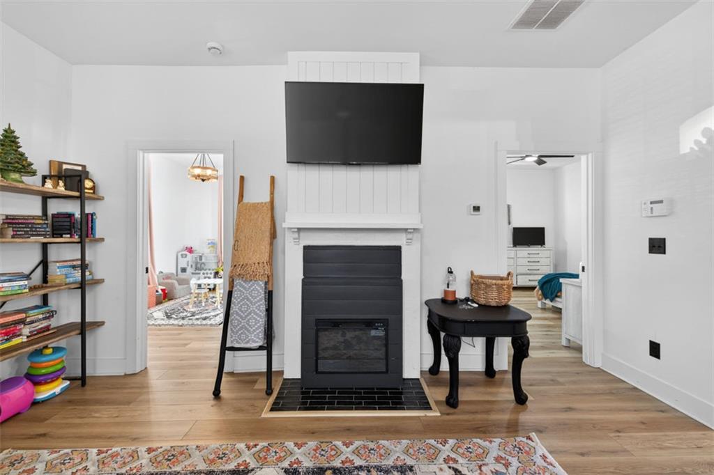 126 W 5th Street
