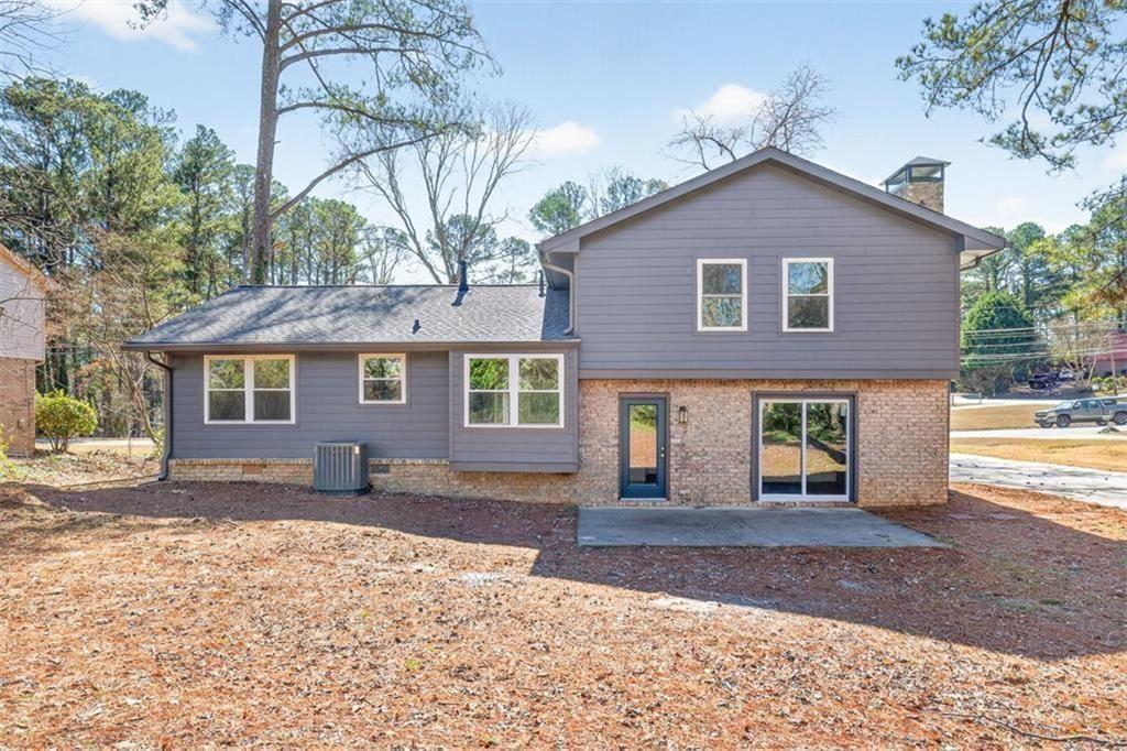 3940 Pinehurst Valley Drive