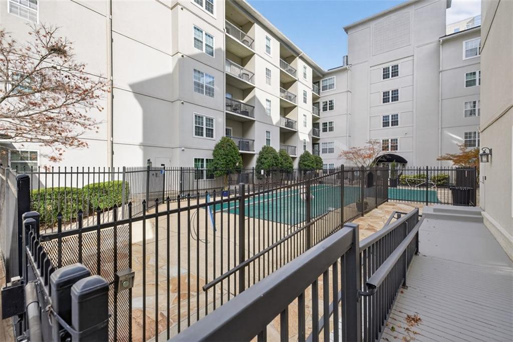 1075 Peachtree Walk NE Unit A512