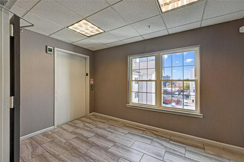 1075 Peachtree Walk NE Unit A512