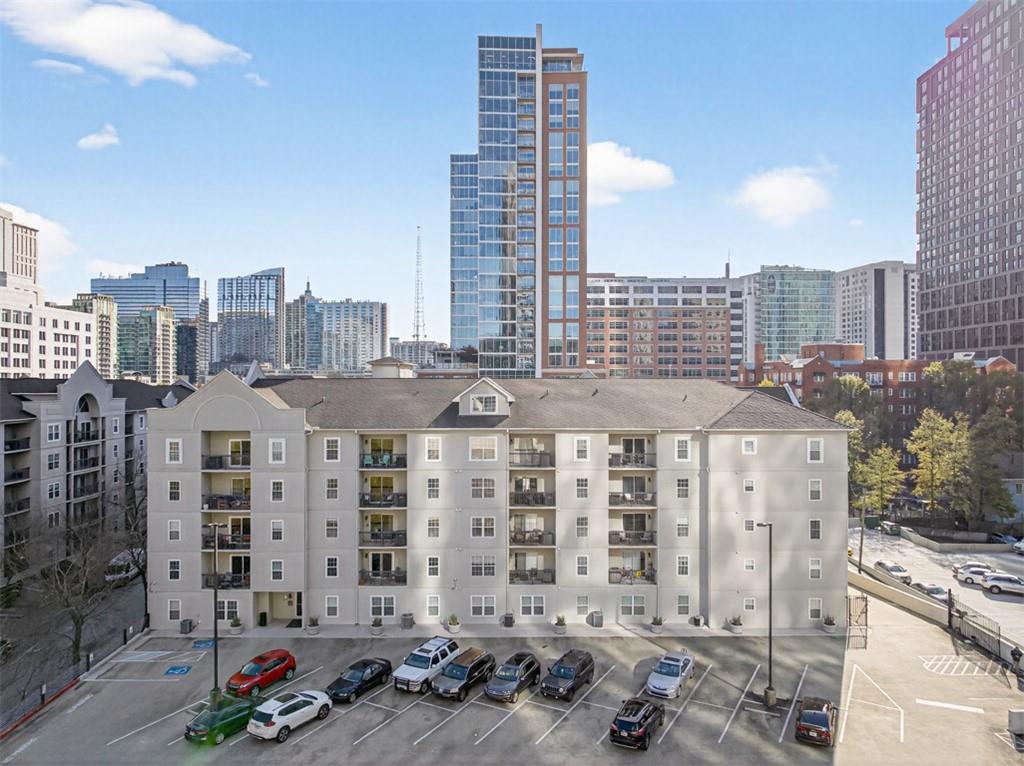 1075 Peachtree Walk NE Unit A512