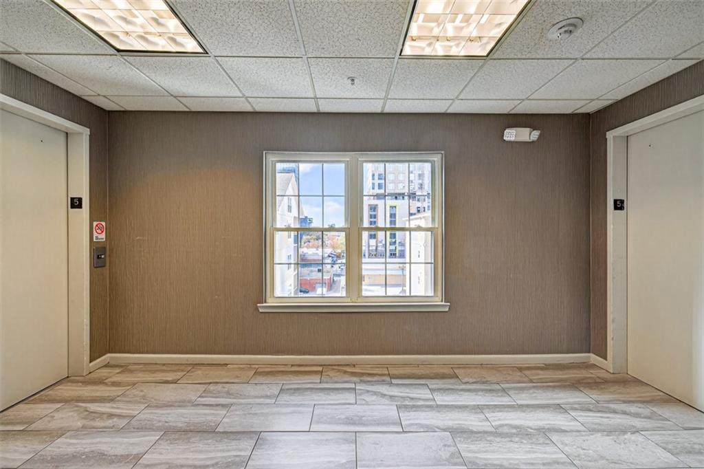 1075 Peachtree Walk NE Unit A512