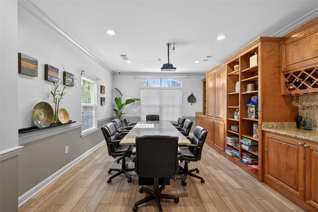 1075 Peachtree Walk NE Unit A512