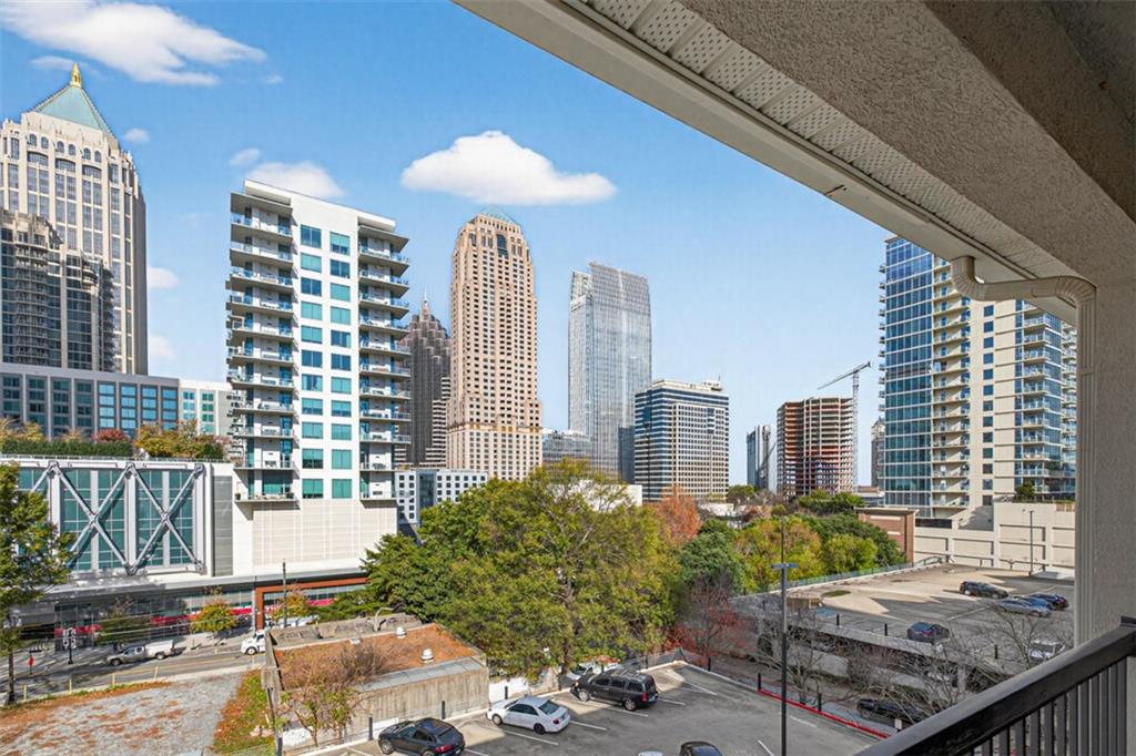1075 Peachtree Walk NE Unit A512