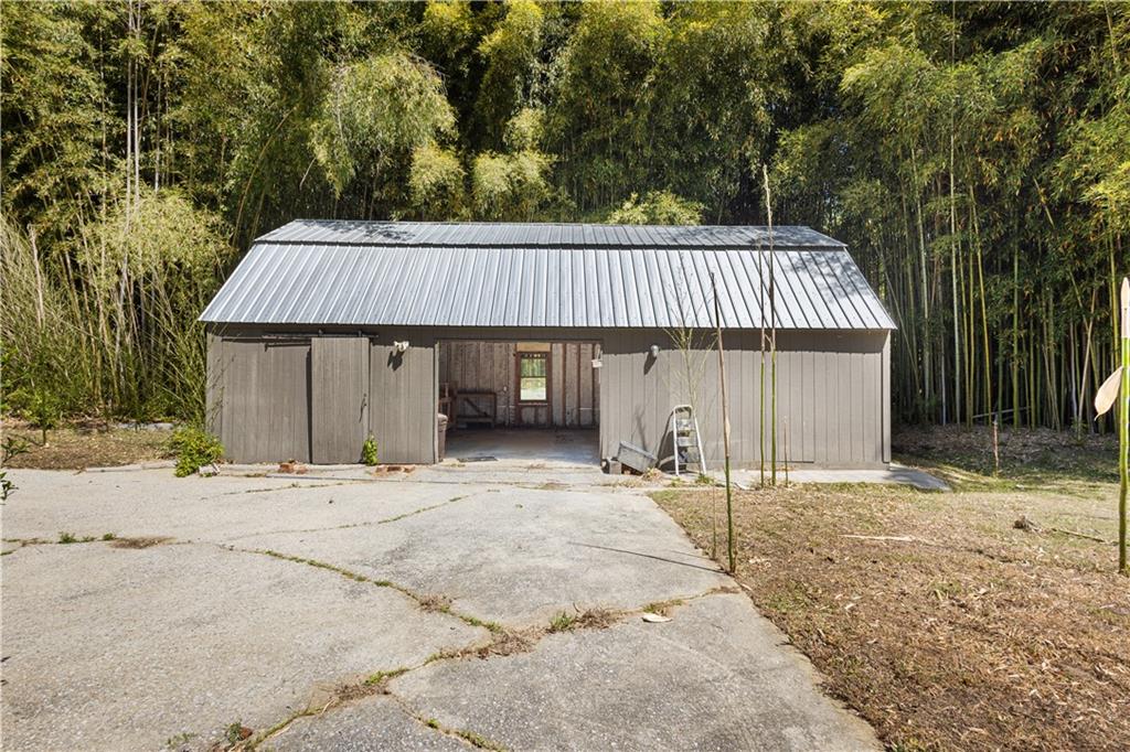 201 Polk Avenue