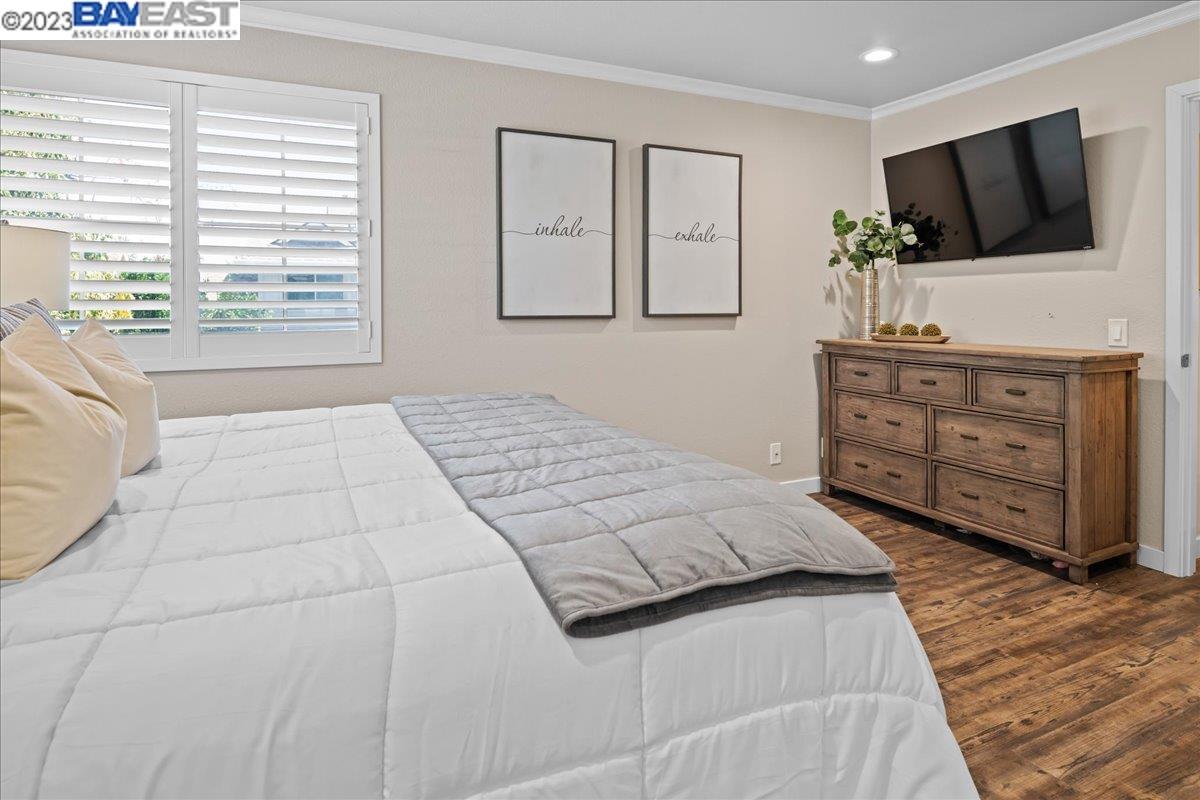 246 Mavis Dr.
