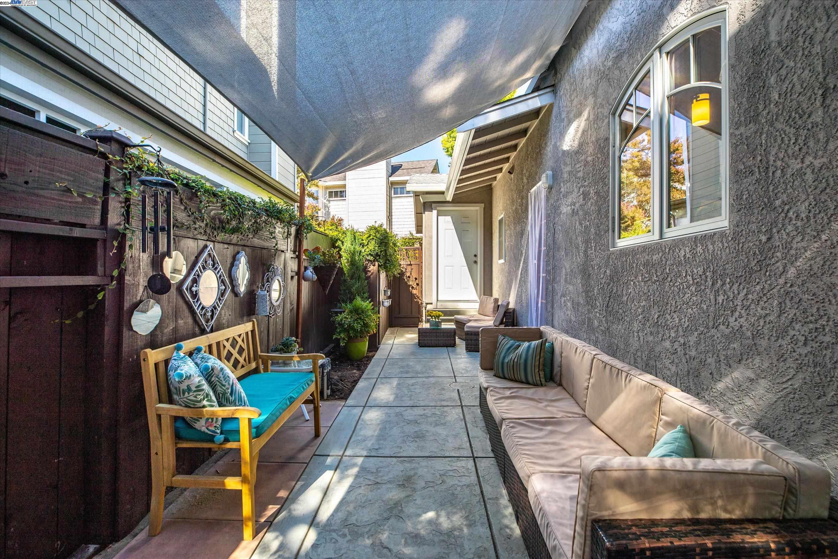 194 Kottinger Dr