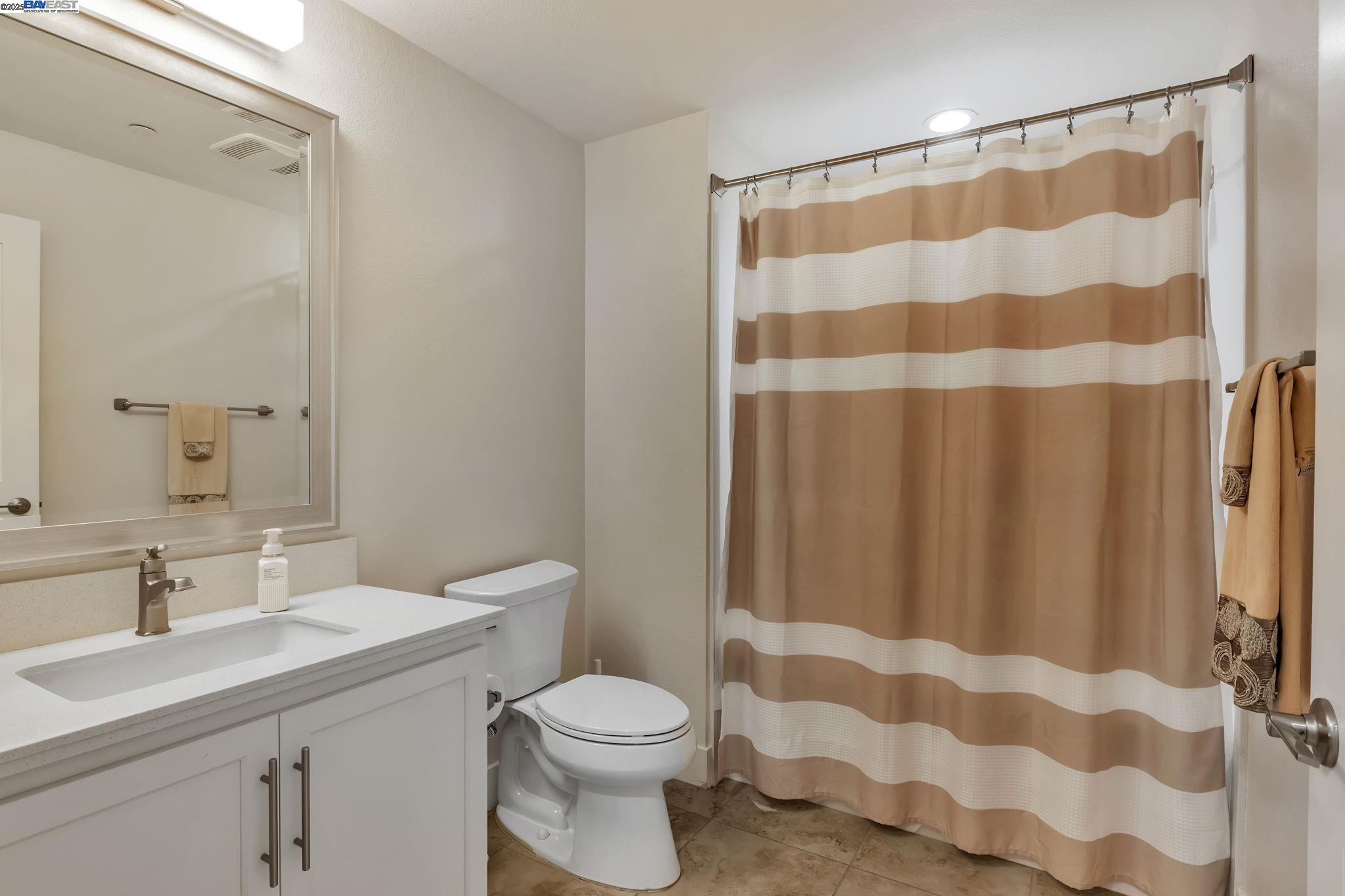 665 Sandalwood Dr # 4