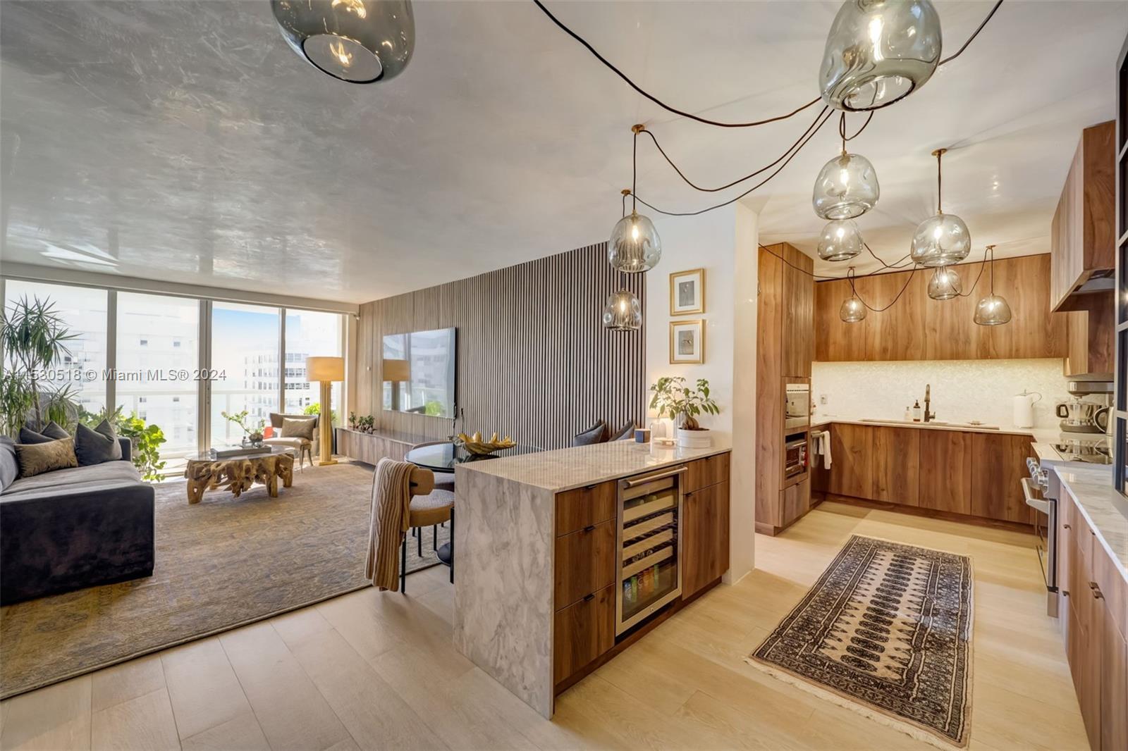 5600 Collins Avenue Unit: 16V