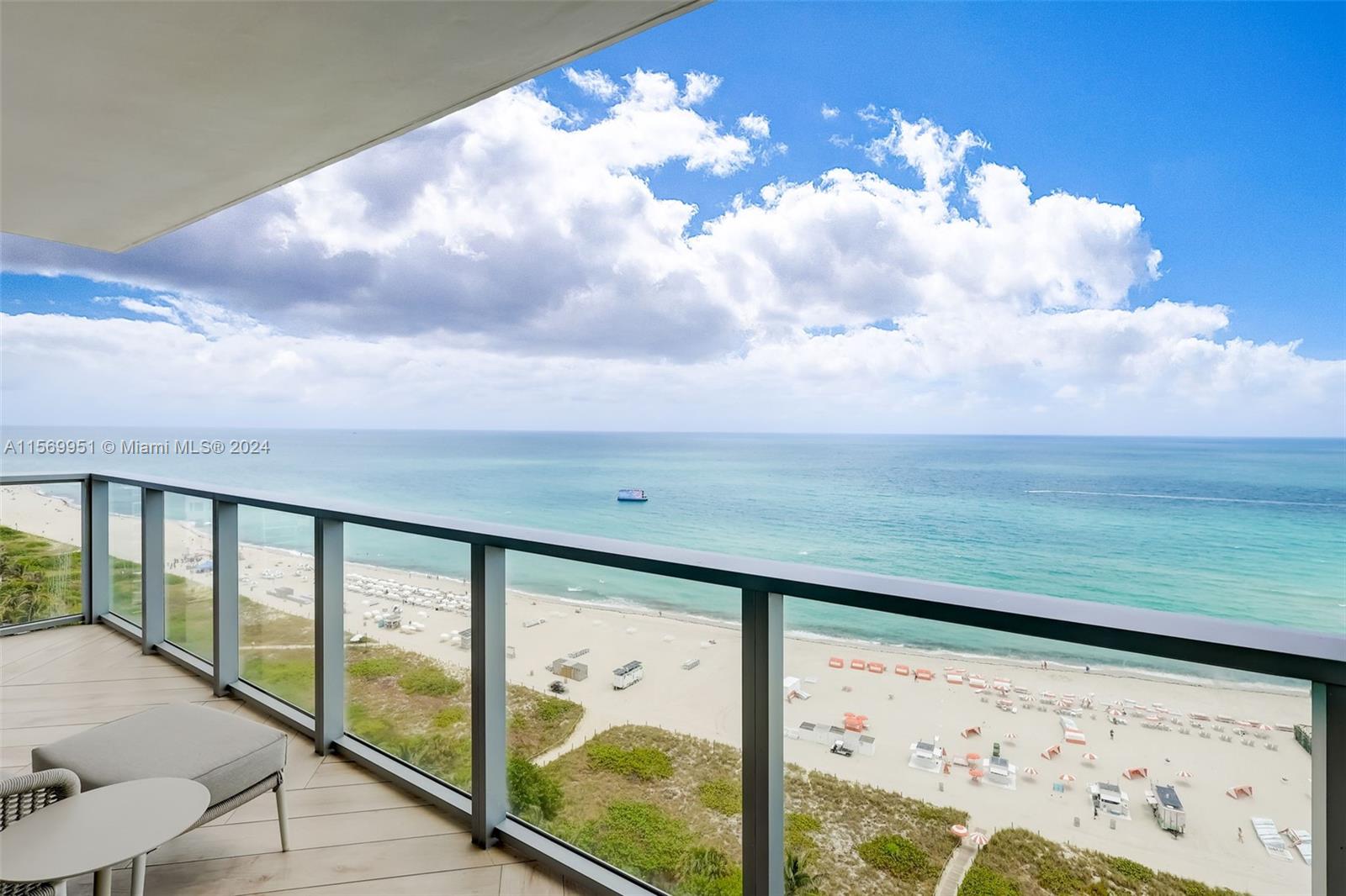 2201 Collins Ave # 1429