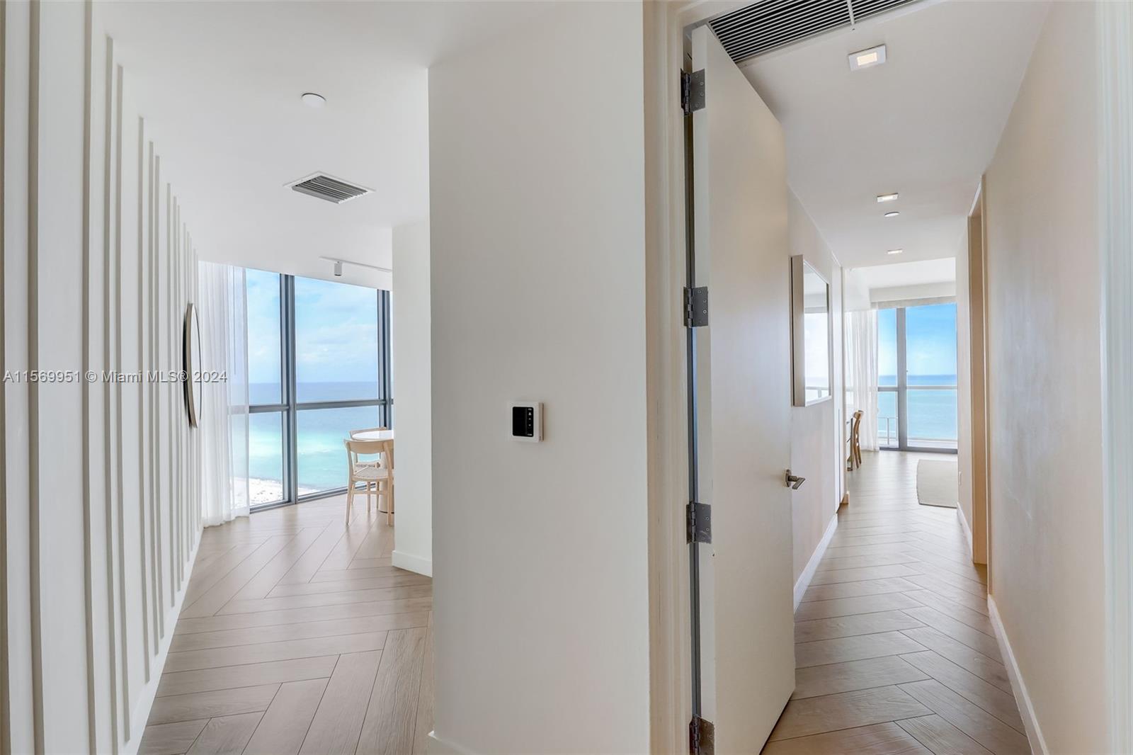 2201 Collins Ave # 1429