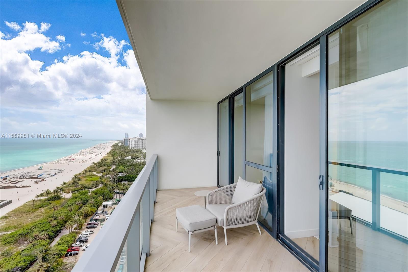 2201 Collins Ave # 1429