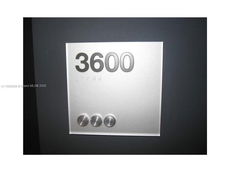 55 SE 6th St # 3600
