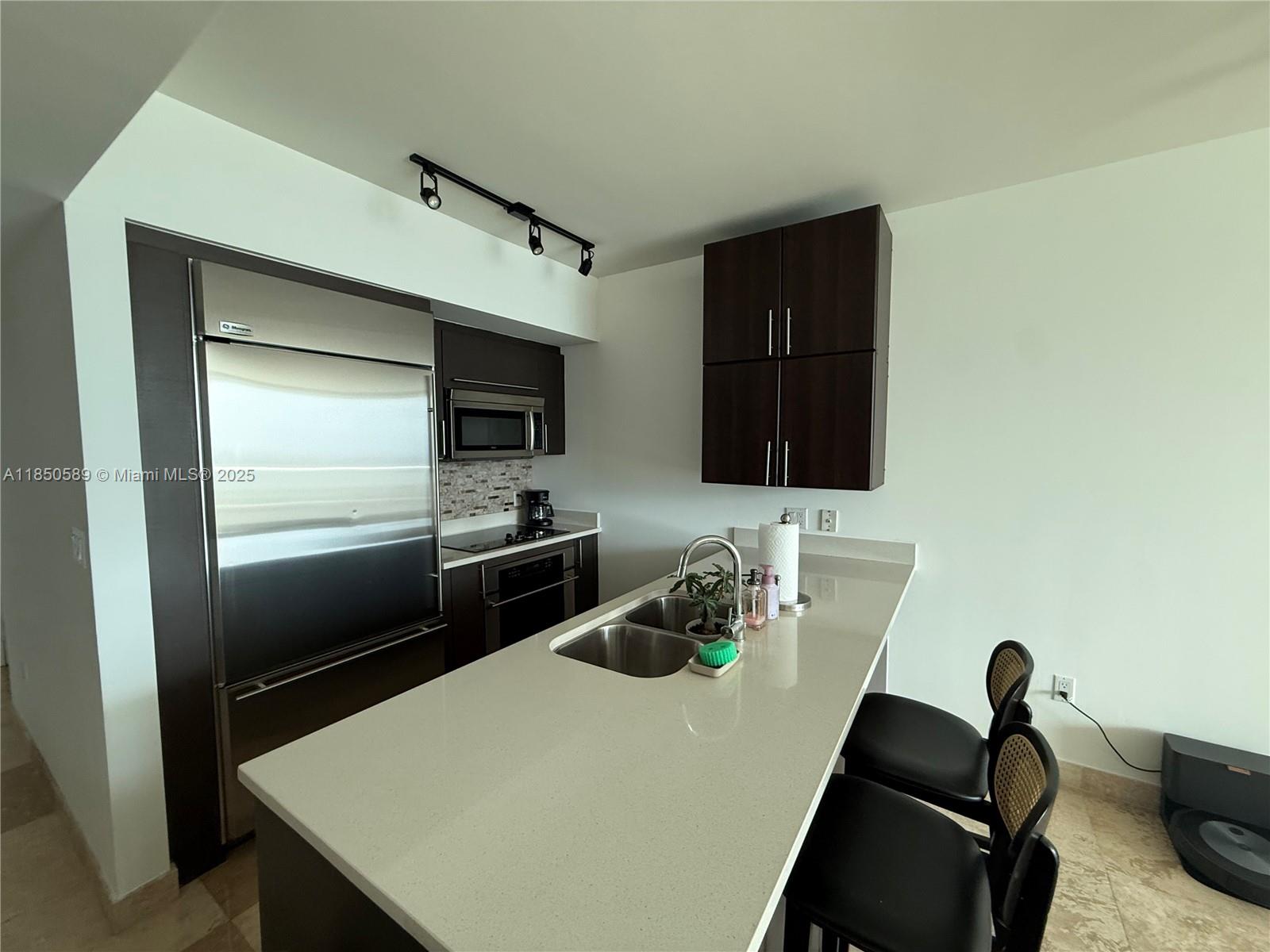 55 SE 6th St # 3600