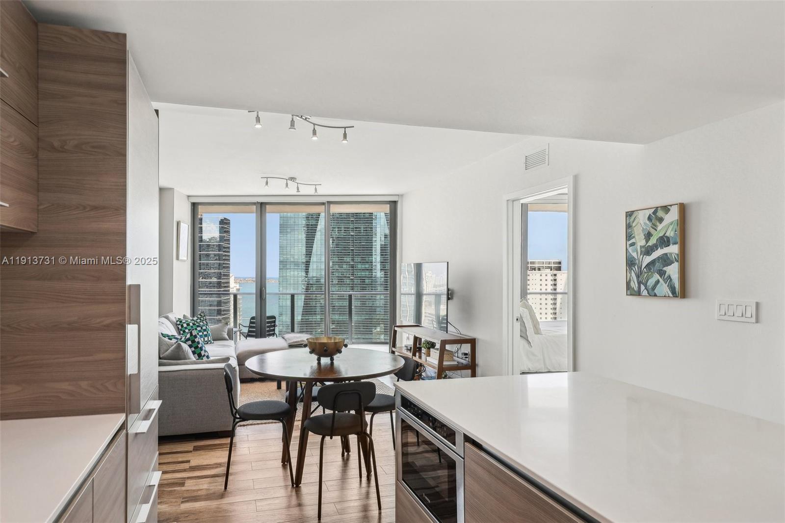 1300 S Miami Ave Unit: 2404