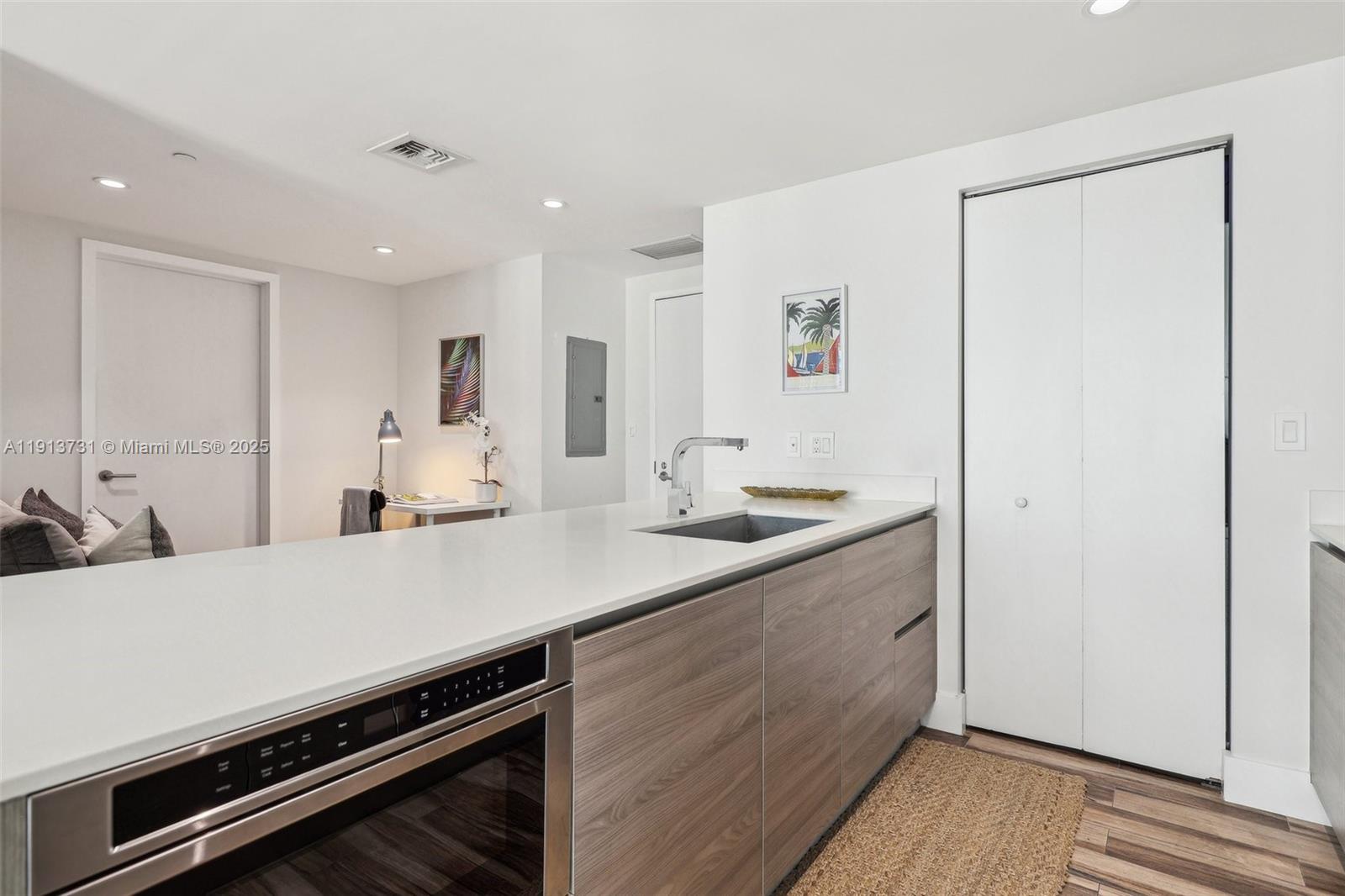 1300 S Miami Ave Unit: 2404