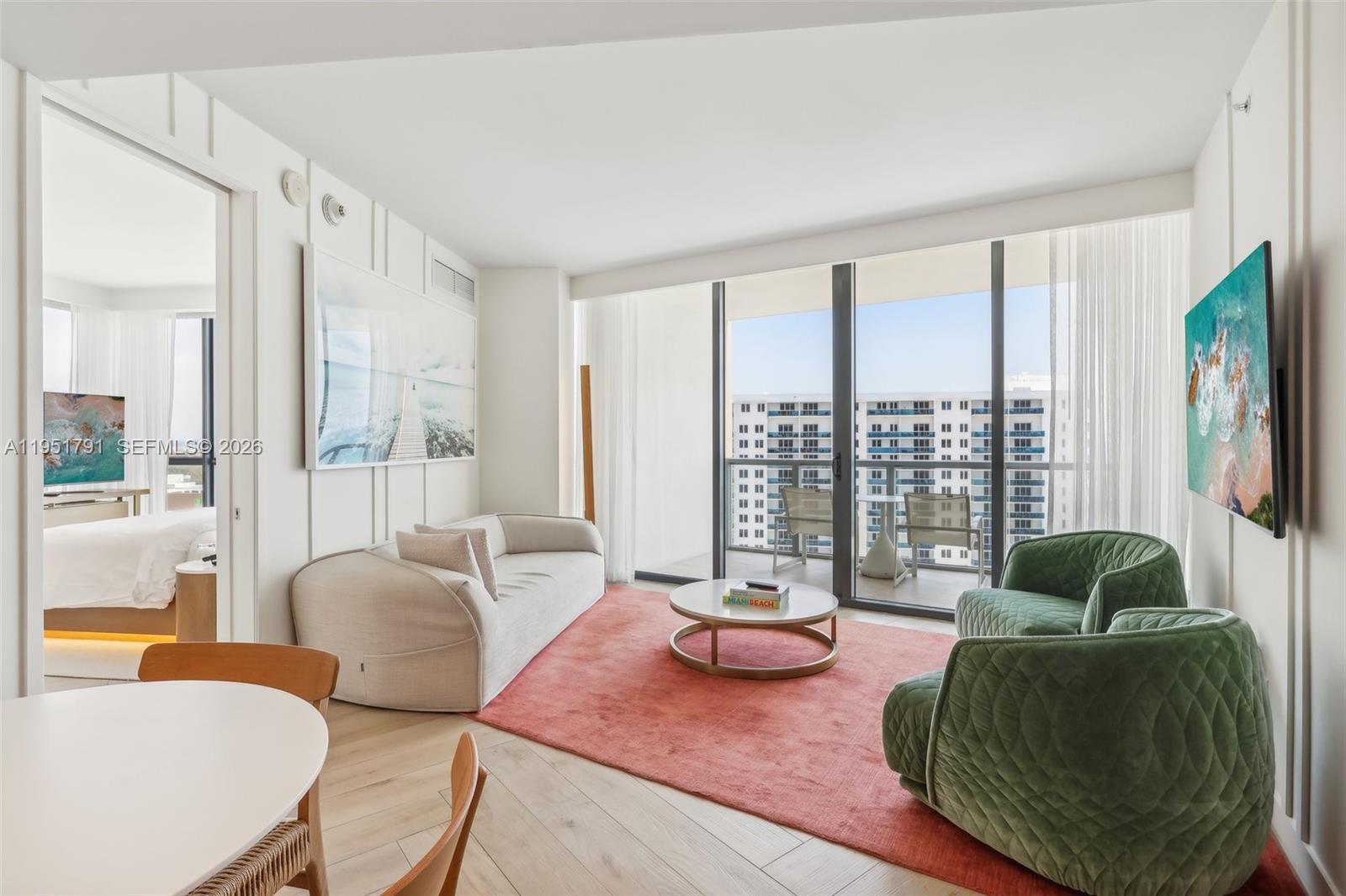 2201 Collins Ave # 1511