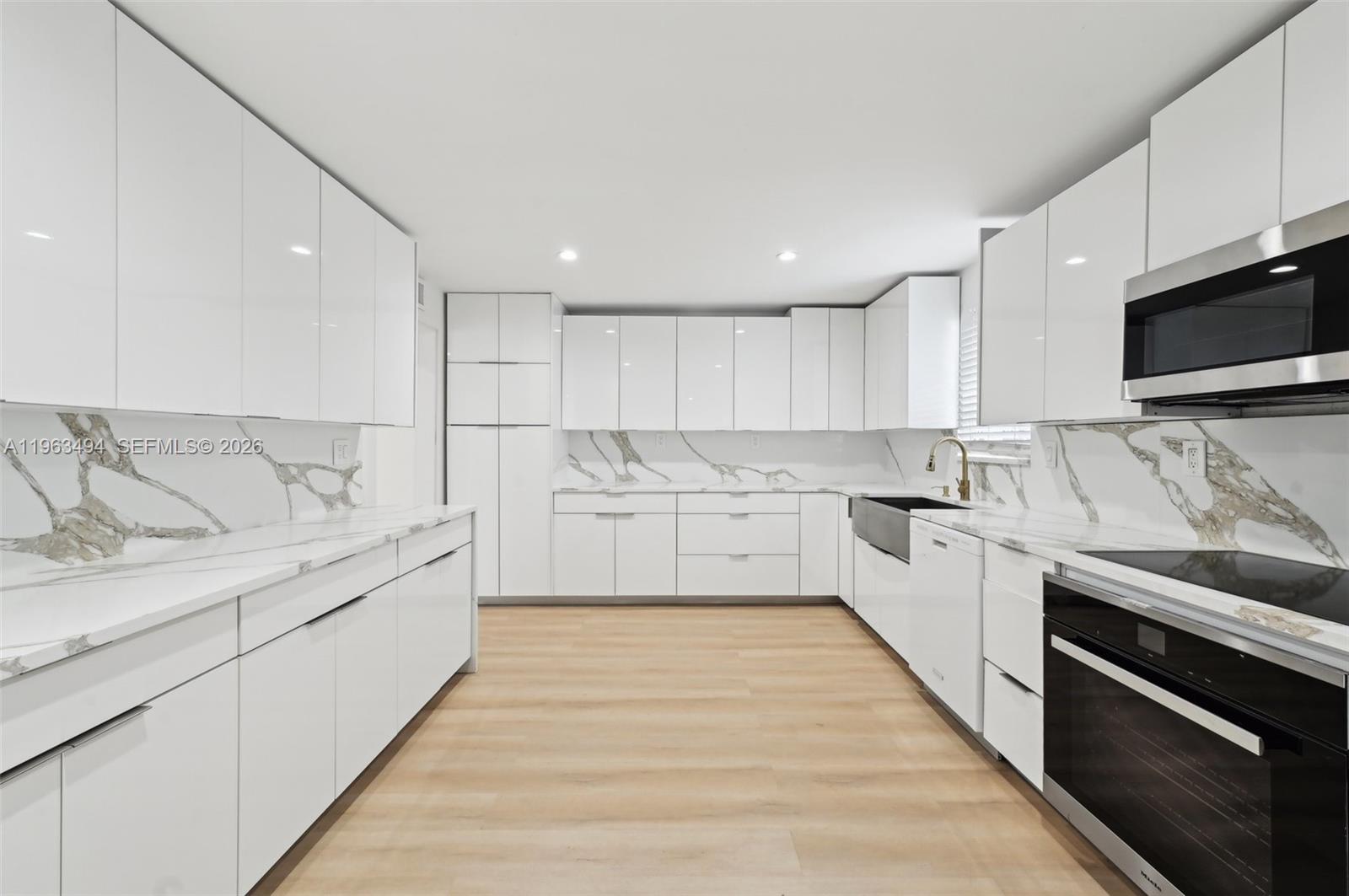 299 S Biscayne River Dr