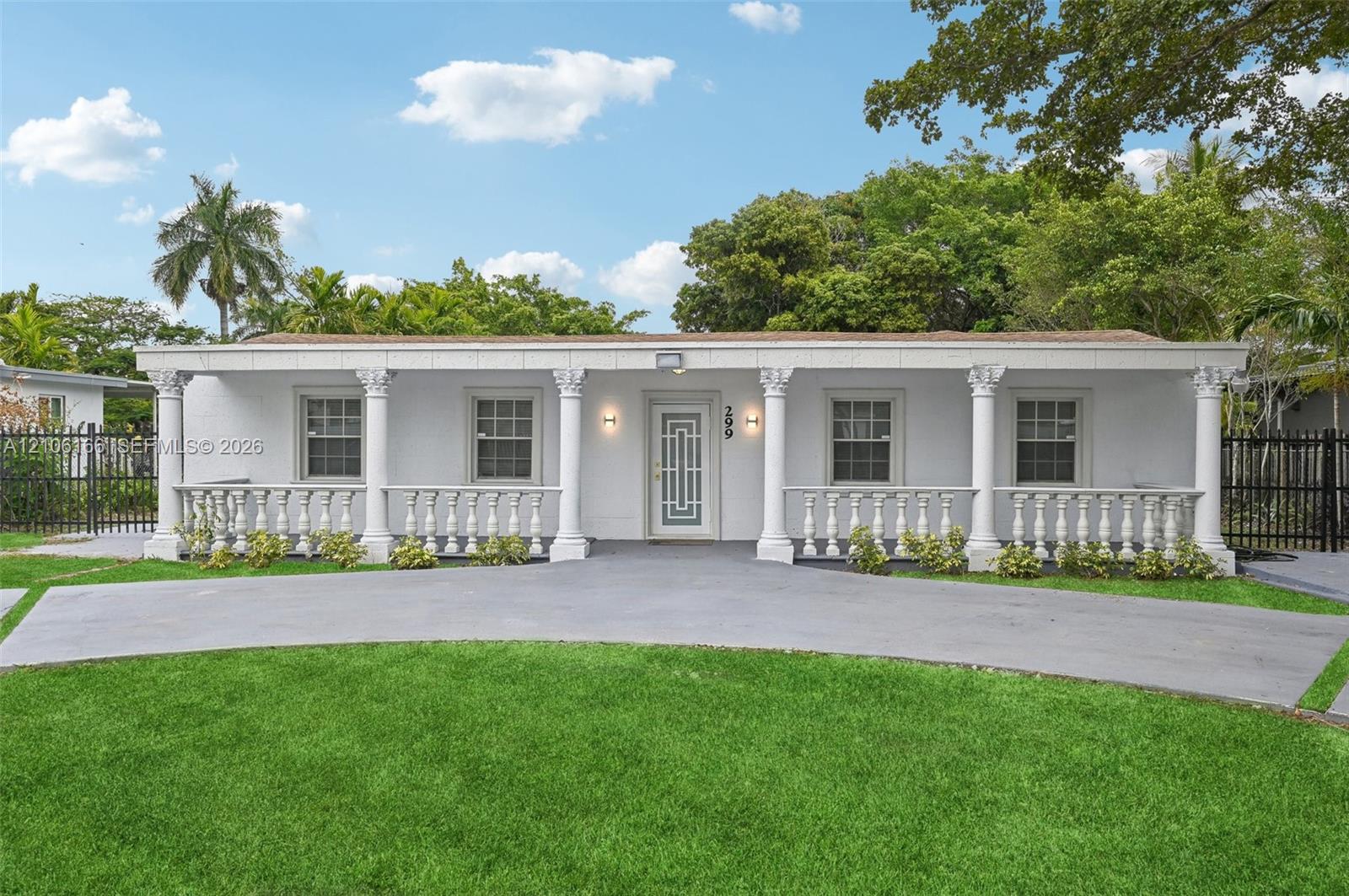299 S Biscayne River Dr Miami Fl Us 33169 Ce61fcda3fa15c0df248d9690b24214c