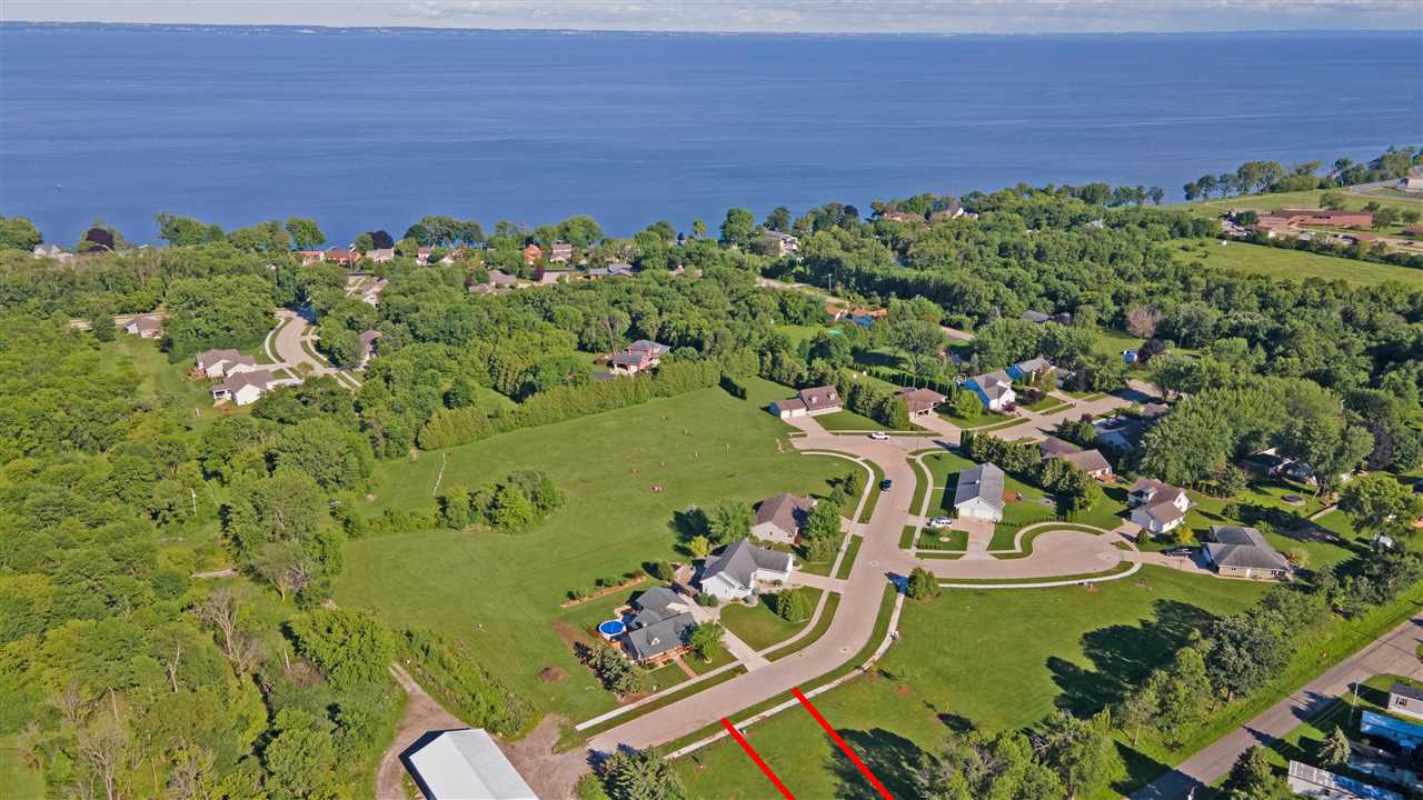 4625 SHAMBEAU Drive Unit: 11