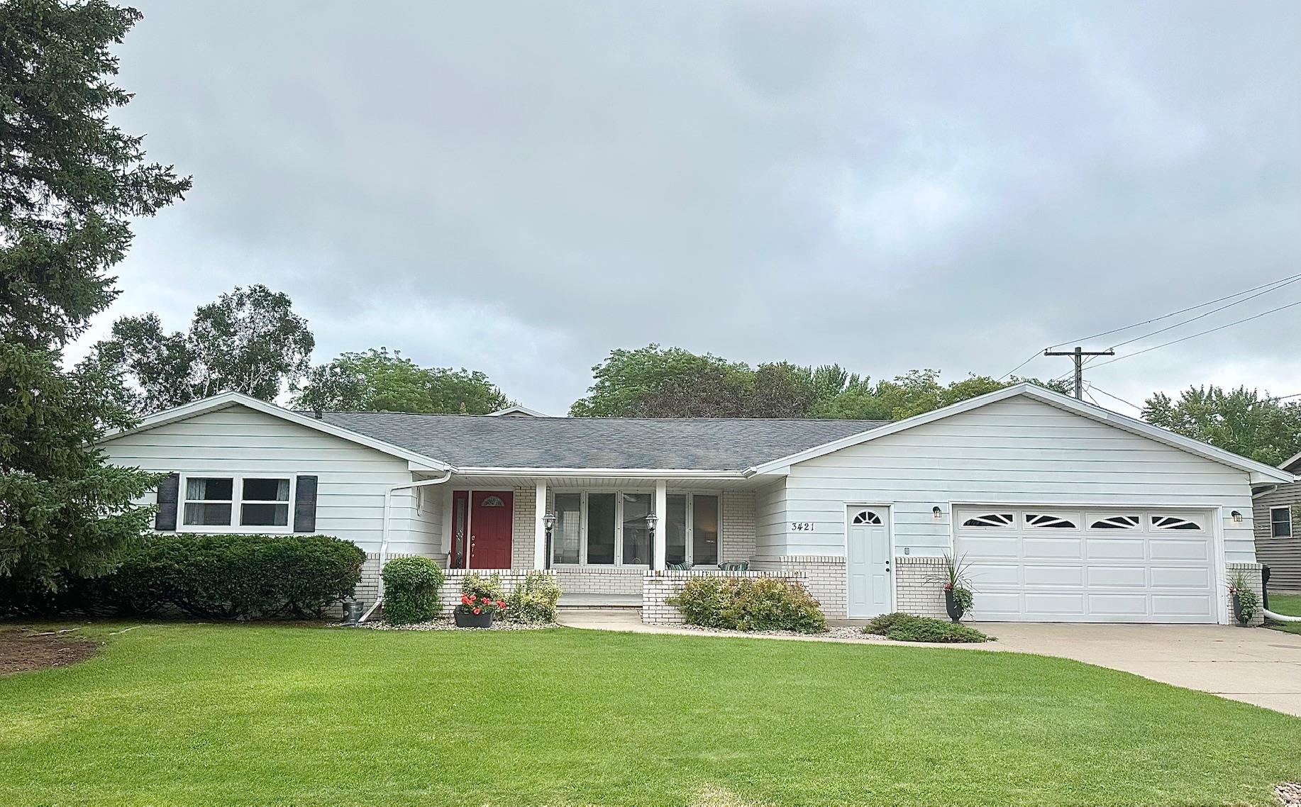 3421 E CRESTVIEW Drive