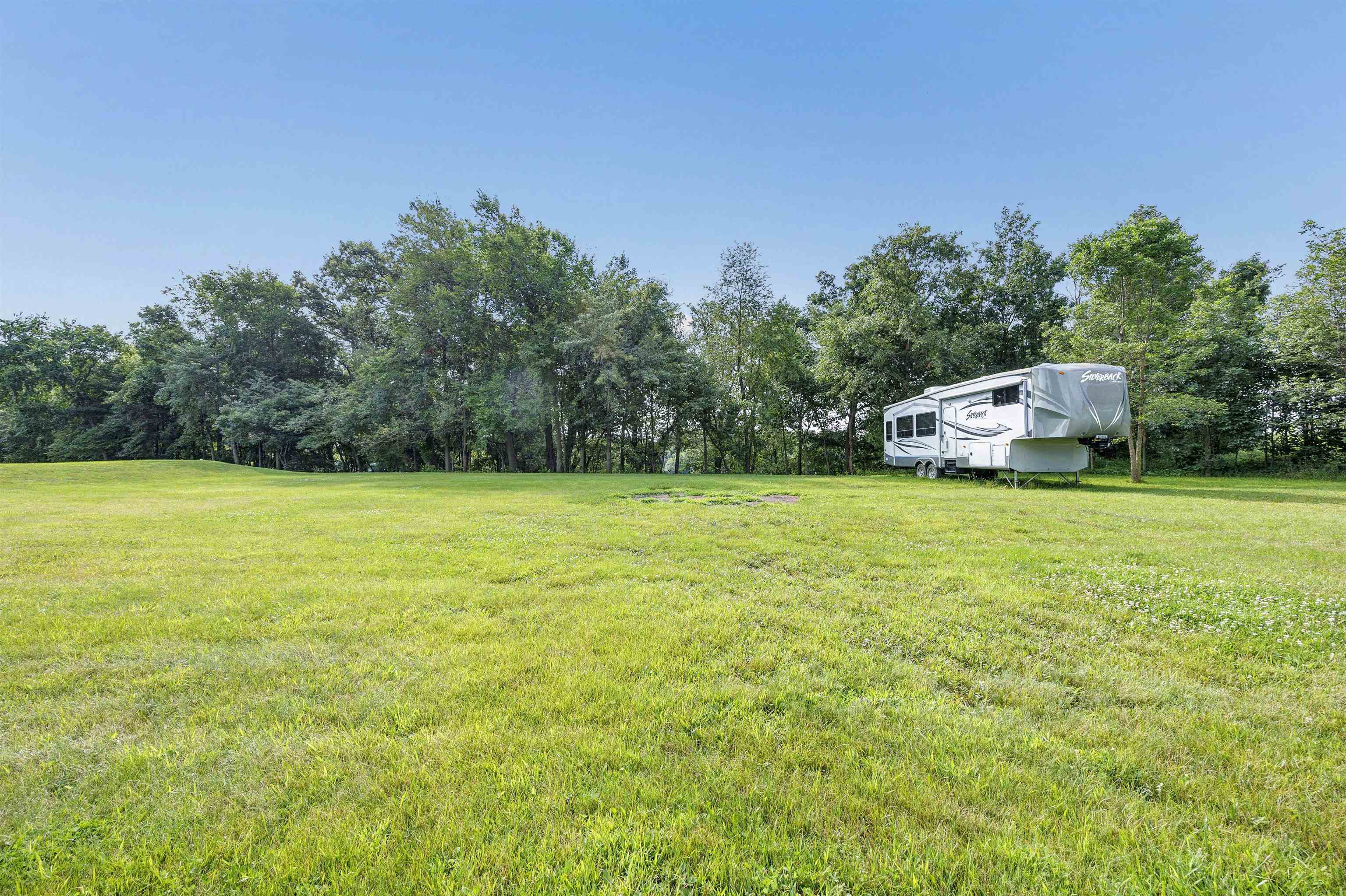 N1796 RIVER FOREST Drive Unit: 4