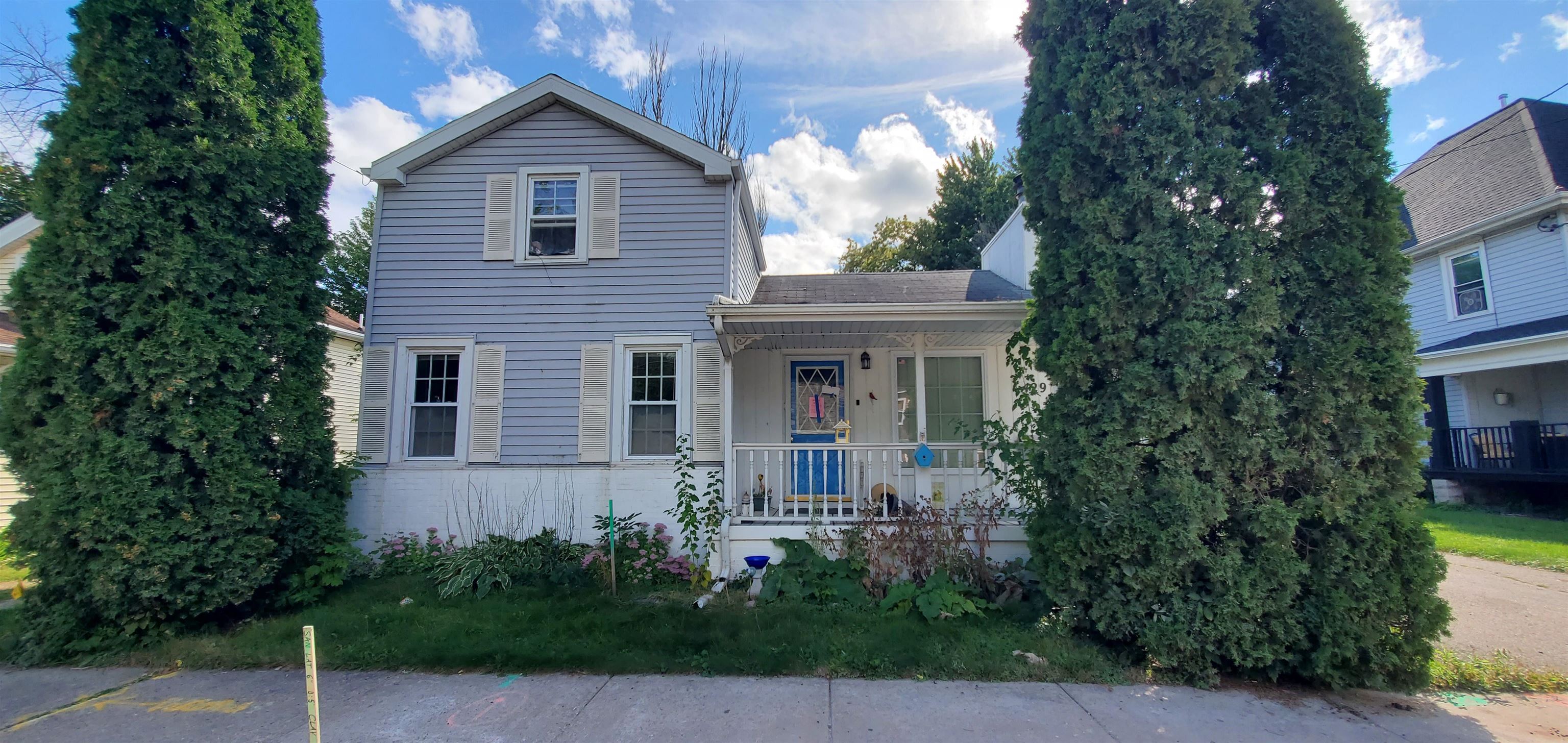 429 E DOTY Avenue