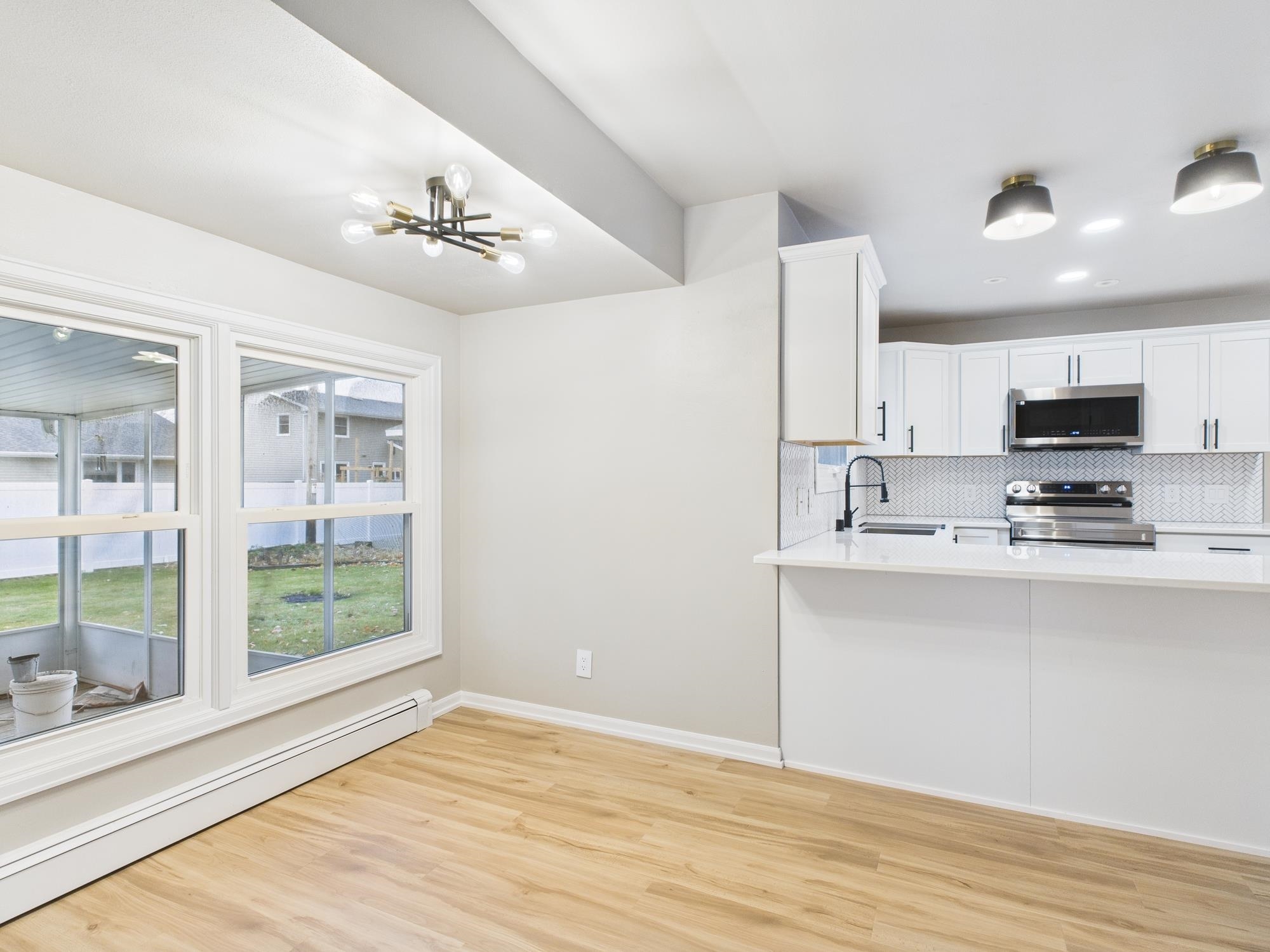 1316 MONTCLAIRE Court