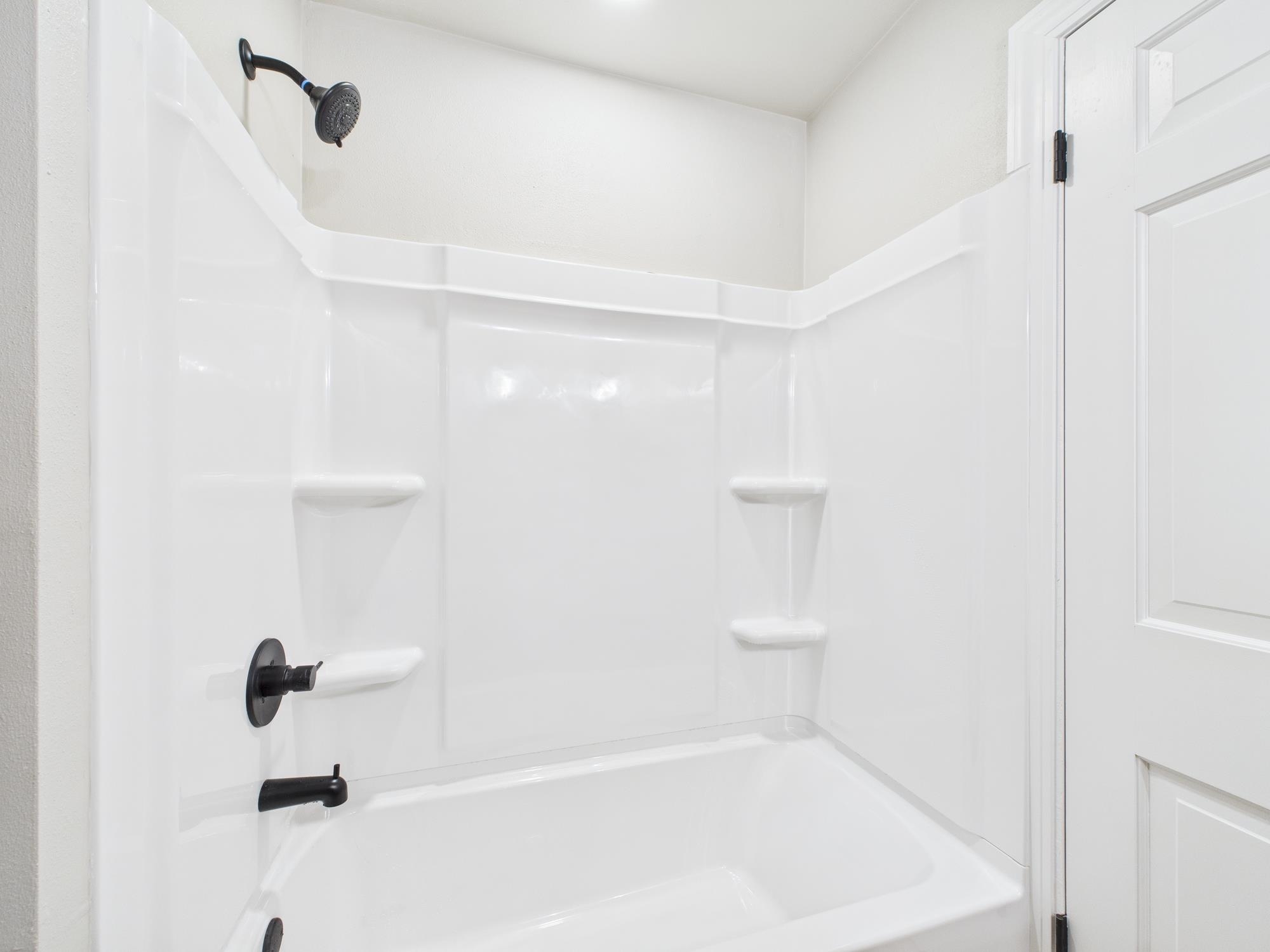 1316 MONTCLAIRE Court