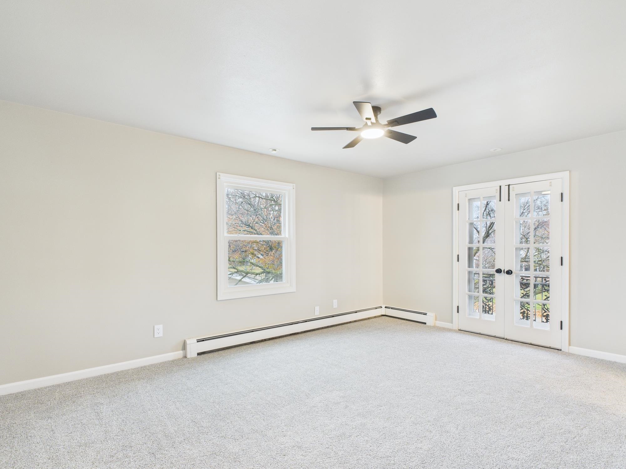 1316 MONTCLAIRE Court