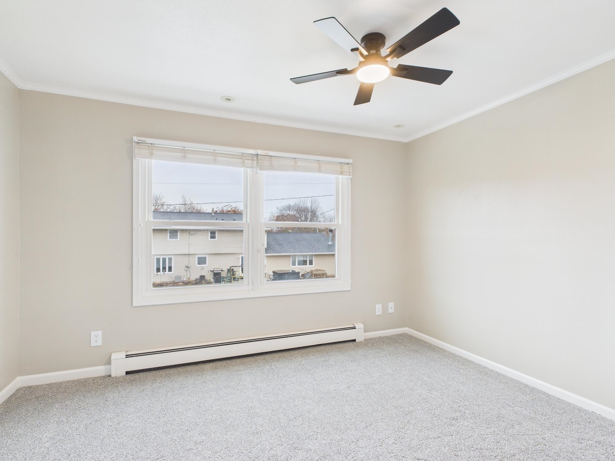 1316 MONTCLAIRE Court