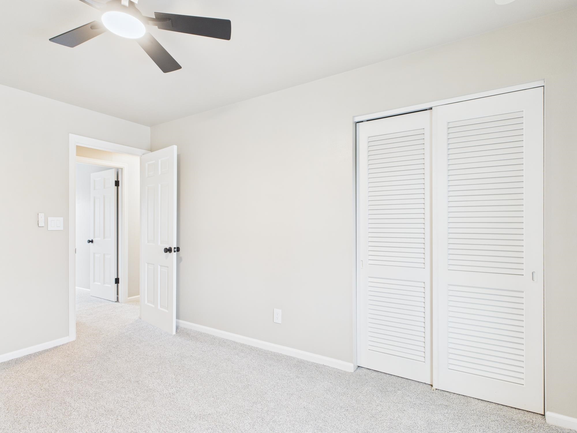 1316 MONTCLAIRE Court