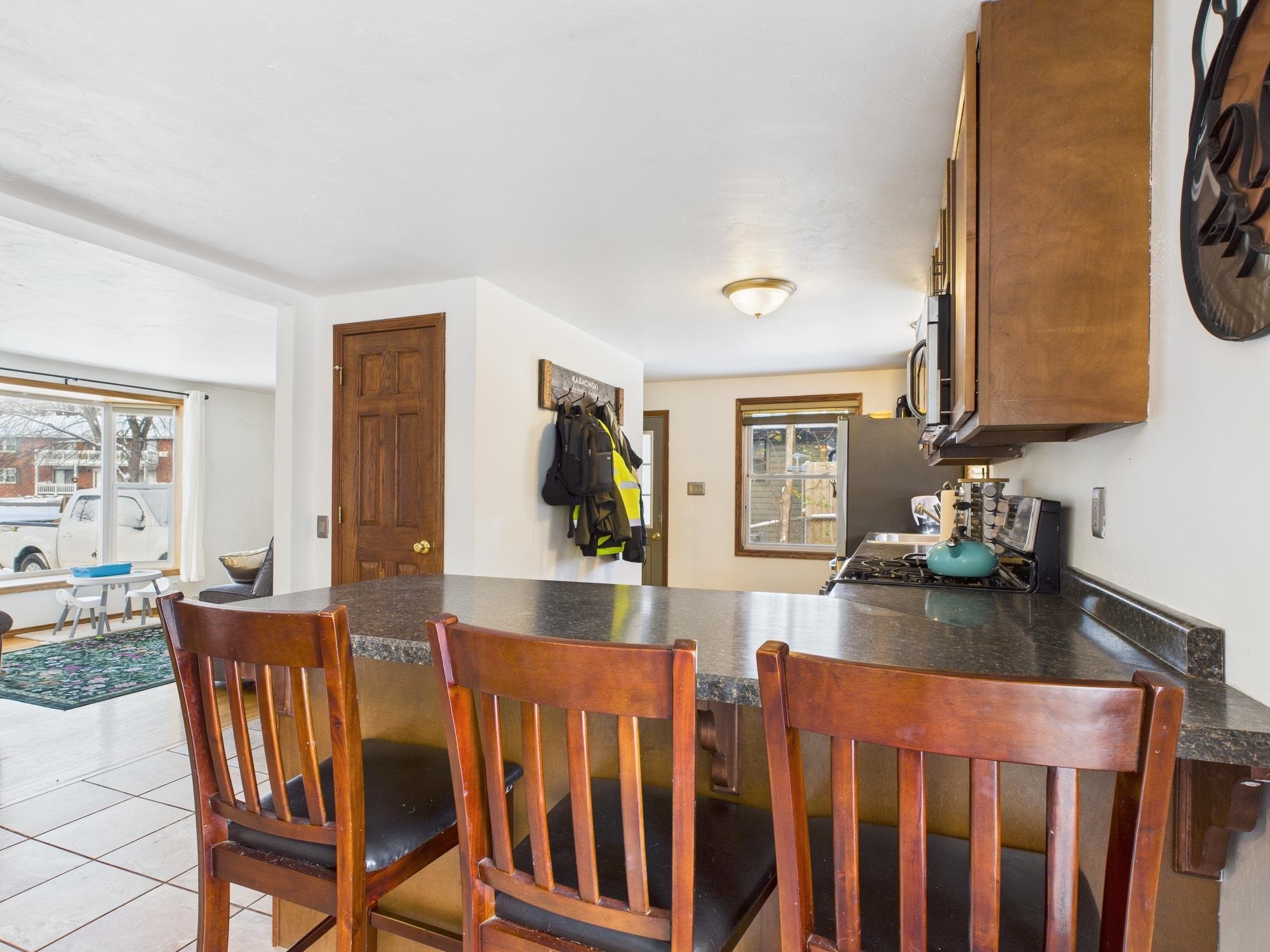 1205 S TAYLOR Street