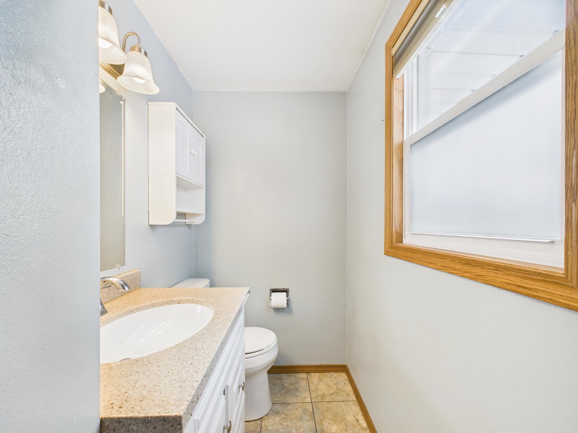 1205 S TAYLOR Street